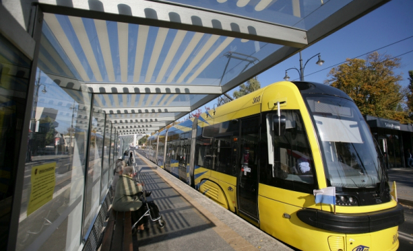 Na zdjęciu tramwaj miejski typu Swing
