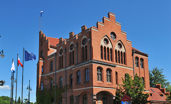 Na zdjęciu: budynek Urzędu Miasta Torunia przy ul. Wały gen. Sikorskiego 8